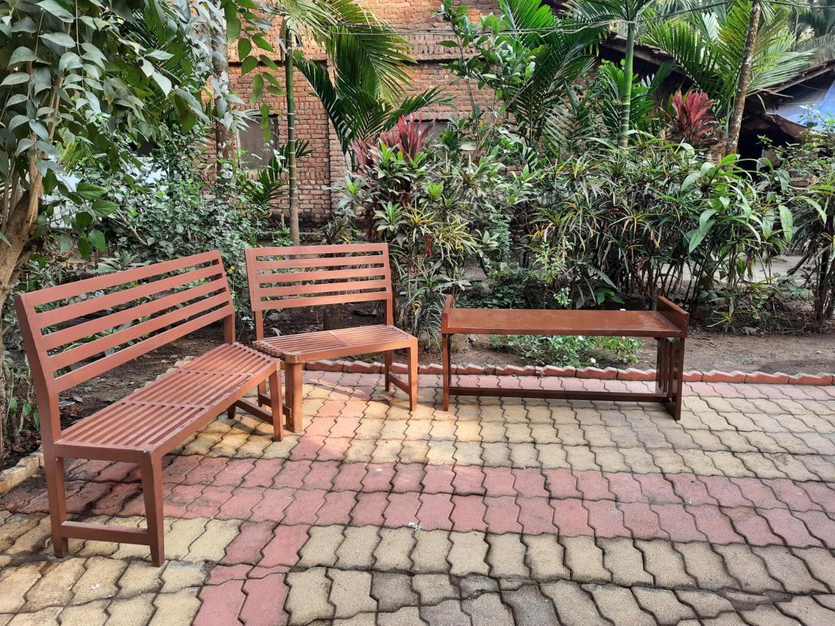 Nivaant @ Vicharays Apartment Alībāg Ngoại thất bức ảnh